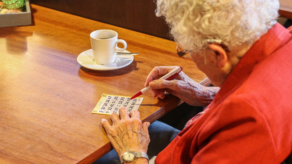 Afb: BINGO-on-tour langs drie woonzorgcentra ZONL groot succes